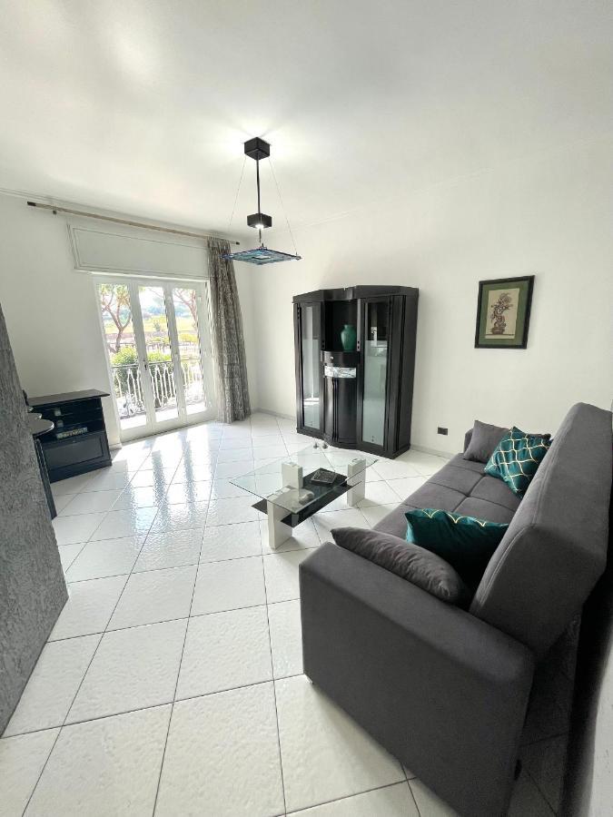 Madras Apartment San Giorgio a Cremano Exterior photo