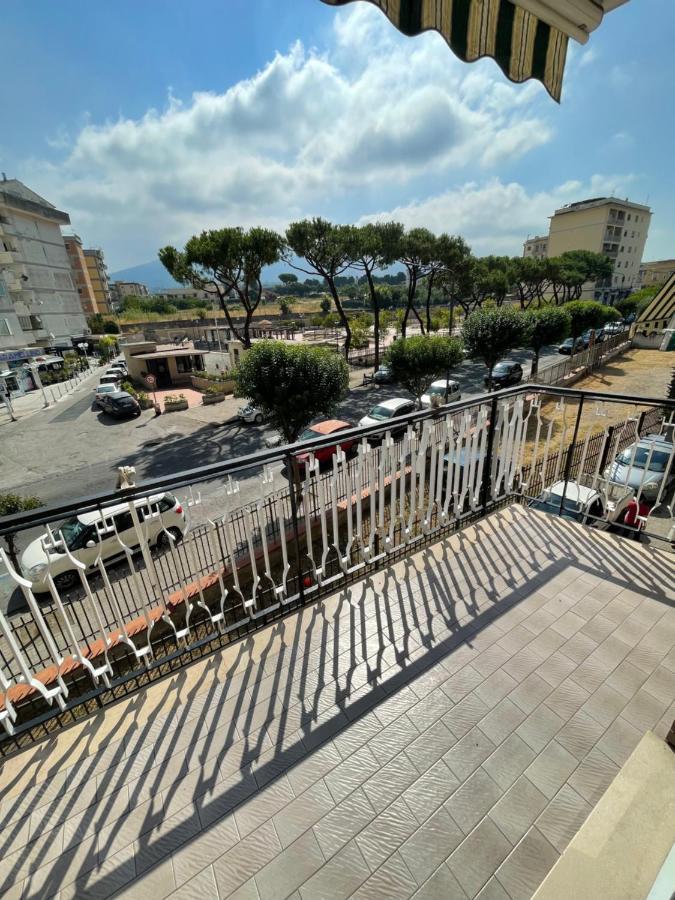 Madras Apartment San Giorgio a Cremano Exterior photo